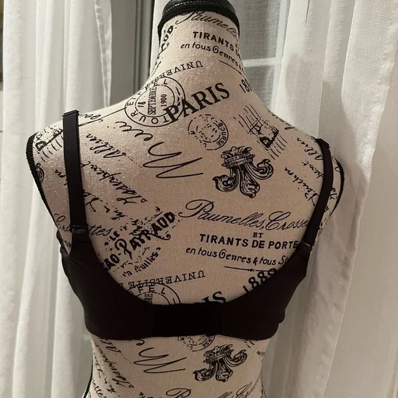 Skims size 34DD Women's Black Bra, GUC, adjustable straps, not padded - Picture 4 of 7